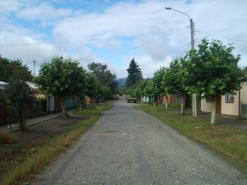 File:Calle Cañete.jpg