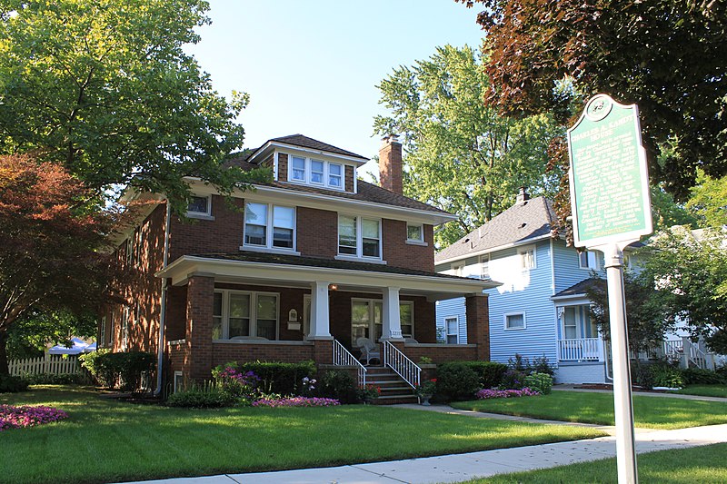 File:Charles A. Kandt House Dearborn Michigan.JPG