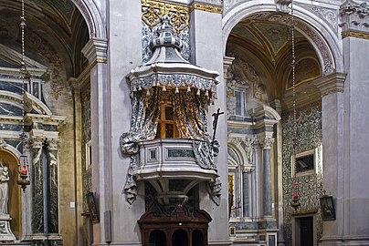 Chiesa dei Gesuiti (Venice) Chaire.jpg