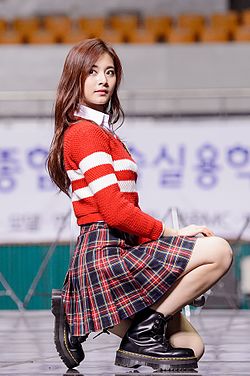 [Image: 250px-Chou_Tzu-yu_performing_at_SAC_2016_03.jpg]