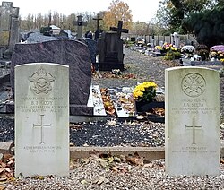 Cimetière d'Annappes.- Tombes des soldats du Commonwealth.