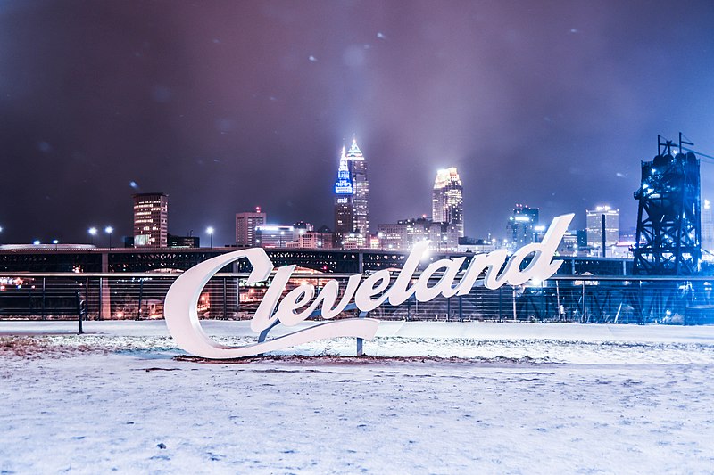 File:Cleveland Sign in Tremont (31879474121).jpg