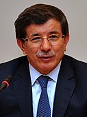 Davutoglu recadré 4.jpg