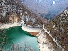 Illustrasjonsbilde av artikkelen Lake Speccheri