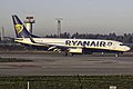 EI-FTZ 737 Ryanair OPO.jpg
