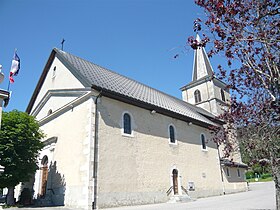 Blick auf die Kirche von Südwesten