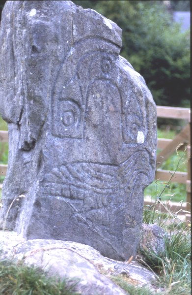 File:Eagle Stone - geograph.org.uk - 8563.jpg