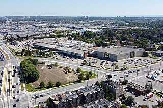 <span class="mw-page-title-main">Eglinton Square</span> Shopping mall in Ontario, Canada