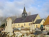 L'église Saint-Maxime et son cimetière.