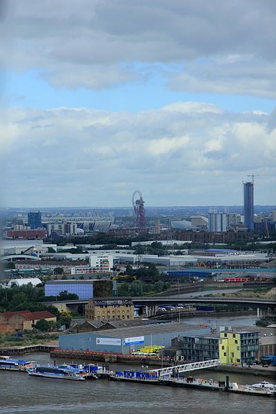 File:Emirates Air Line, London 01-07-2012 (7551140006).jpg