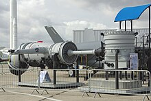 The F135-PW-600 engine mockup with lift fan, roll posts, and rear vectoring nozzle, as designed for the F-35B V/STOL variant, at the Paris Air Show, 2007 Engine of F-35.jpg