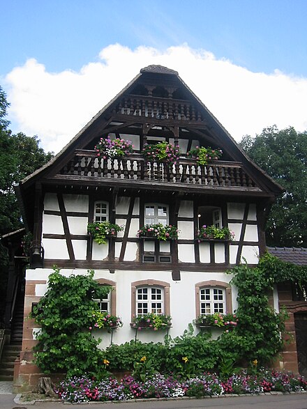 Alsatian-style house in parc Sainte-Marie