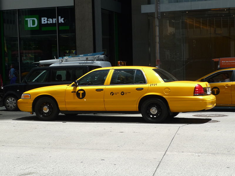 File:Ford Crown Victoria (NYC Taxi) (14563489771).jpg