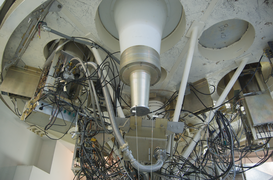 Underside of the turret inside the receiver room