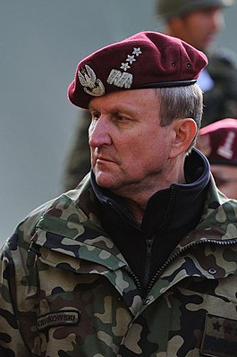 General Bronisław Kwiatkowski (03).jpg