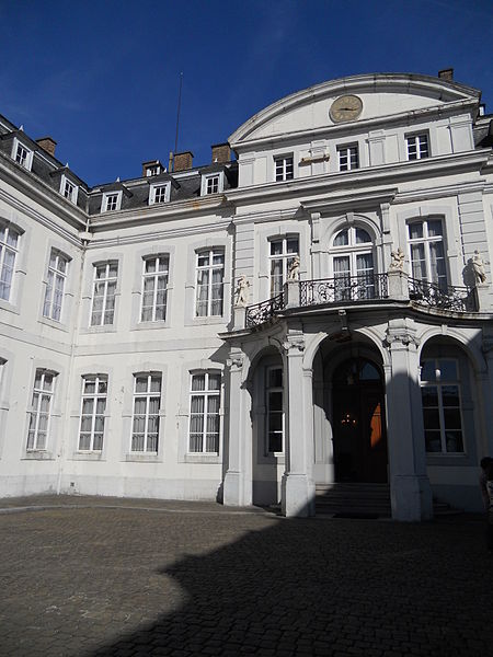 File:Gouvernempent provincial de Namur.JPG