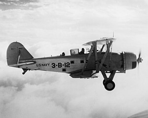 飛行するBG-1 9517号機 (VB-3B爆撃航空隊所属、1930年代後半撮影)