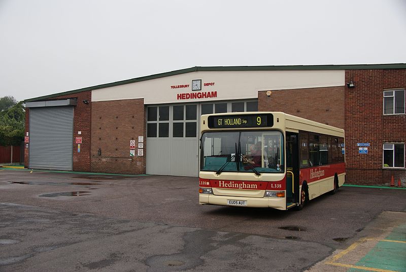 File:Hedingham Omnibuses bus L338 Dennis Dart Plaxton Pointer EU05 AUT (1).jpg