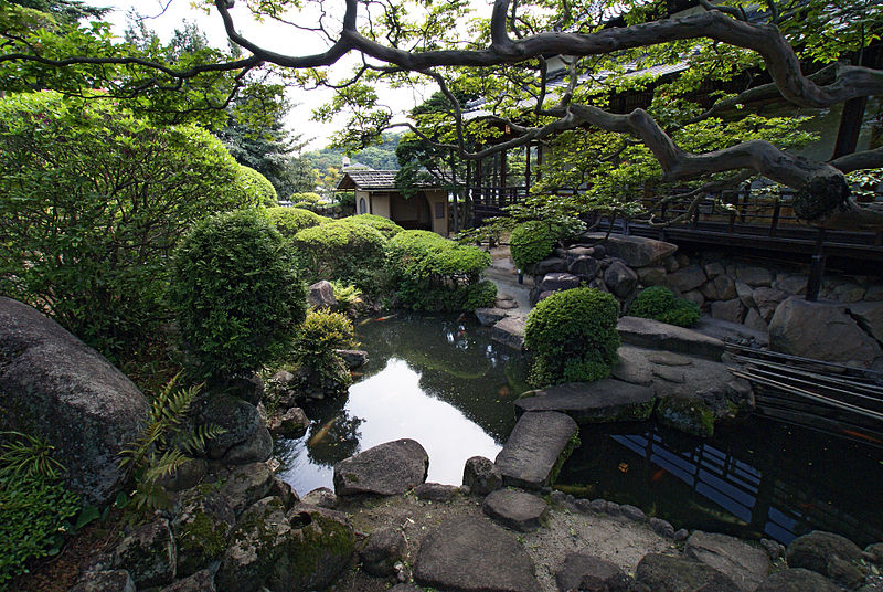 File:Himeji City Museum of Literature10s3872.jpg