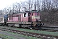 Čeština: Lokomotiva 742.184-5 v železniční stanici Hostivice.