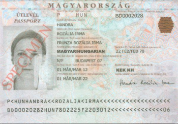 Hungarian passport biodata page.png