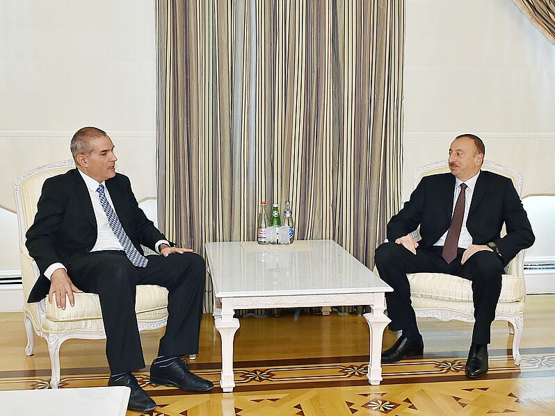 File:Ilham Aliyev and Rafael Harpaz, 2015 1.jpg