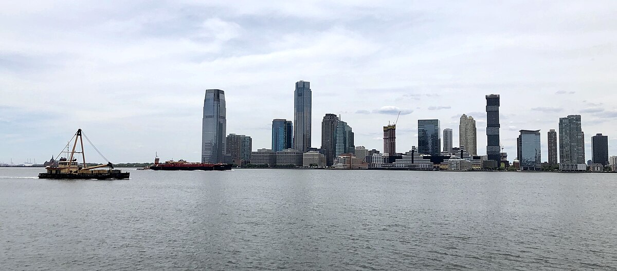 how far is jersey city from new york