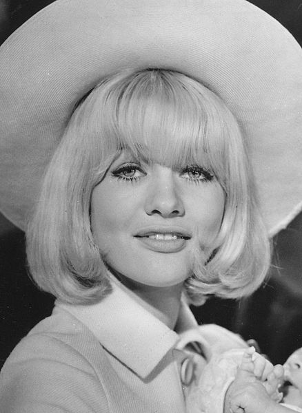 Publicity photo of Geeson from Prudence and the Pill (1968)