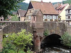 Pont fortifié sur la Weiss[18]