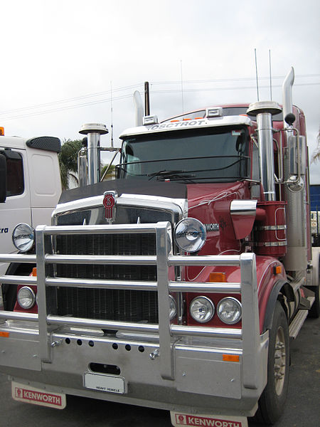 File:Kenworth conventional 1.jpg