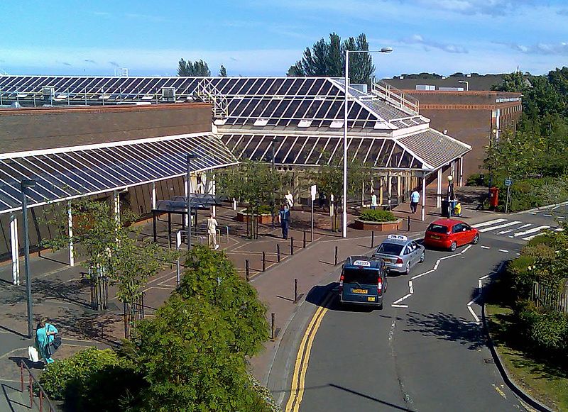 File:Kingdom Shopping Centre - west entrance.jpg