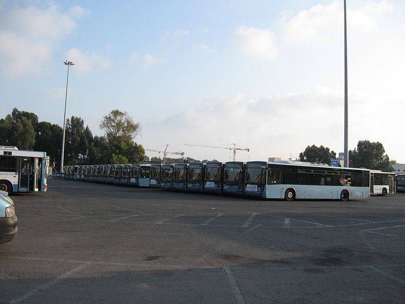 File:Kiryat-Arie industrial area035.jpg