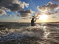 Vorschaubild für Kitesurfen