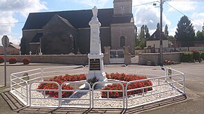 Labergement-Les-Auxonne, monument aux morts.jpg