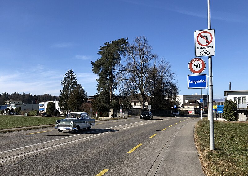 File:Langenthal Lotzwilstrasse Hauptstrasse 244.jpg