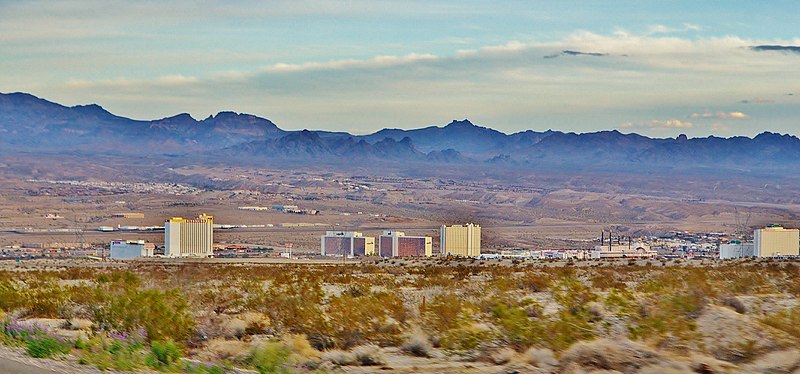 File:Laughlin - panoramio.jpg