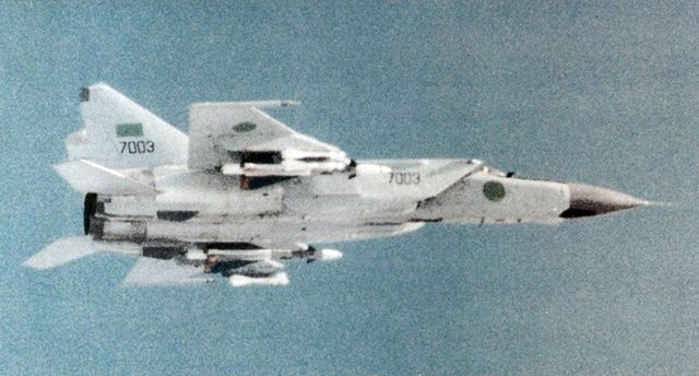 リビア空軍のMiG-25戦闘機（1985年撮影）