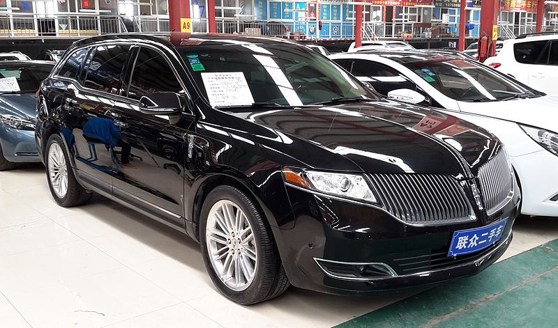 File:Lincoln MKT facelift 01 China 2015-04-08.jpg