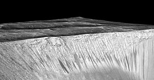 Liquid water on mars.jpg
