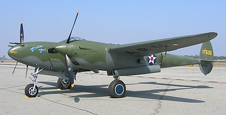 450px-Lockheed_P-38E_Lightning_%22Glacier_Girl%22%2C_Chino%2C_California.jpg