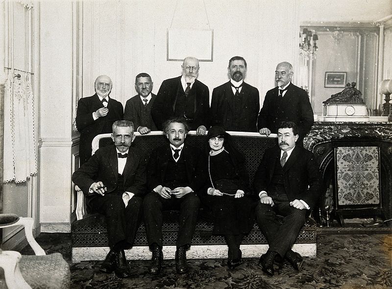 File:Lunch in honour of Albert Einstein, with (front row) Langevi Wellcome V0028220.jpg