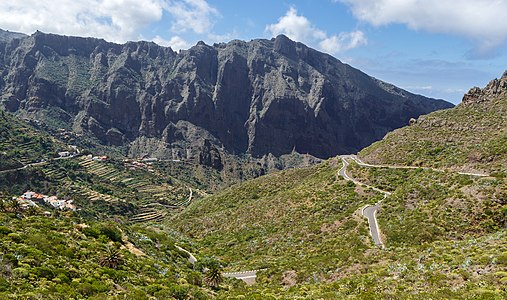 View from the Mirador da la Cruz de Hilda to Masca Tenerife