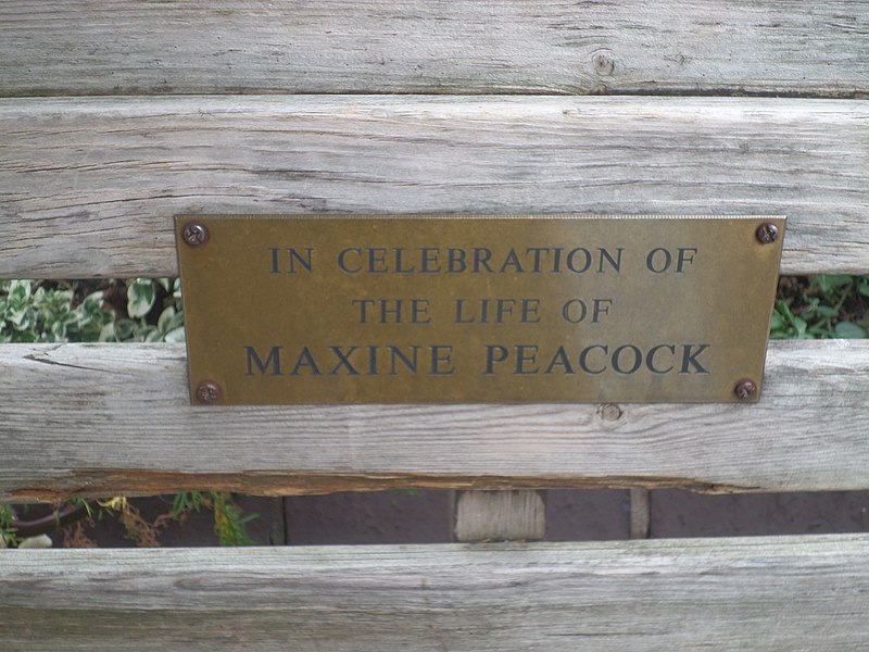File:Maxine Peacock memorial plaque.jpg
