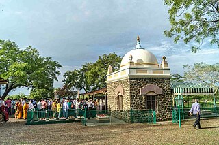 <span class="mw-page-title-main">Meherabad</span> Village in Maharashtra