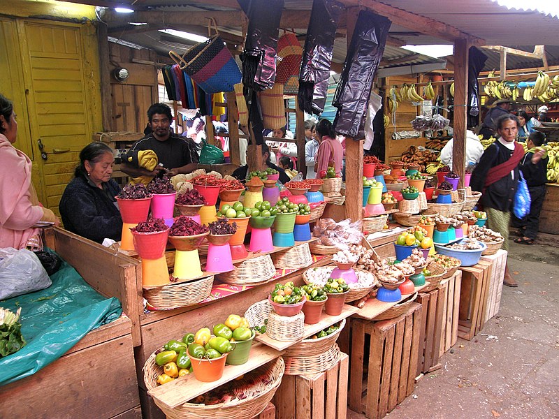 File:Mercado San Cristobal de las Casas 1.jpg