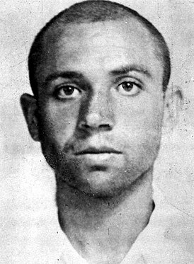 Мигель Эрнандес в 1939 году.