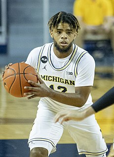 <span class="mw-page-title-main">Mike Smith (basketball, born 1997)</span> American basketball player