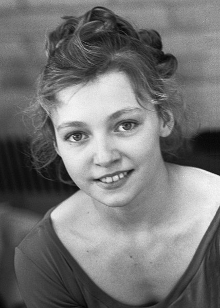 File:Natalia Kuchinskaya 1967k.jpg