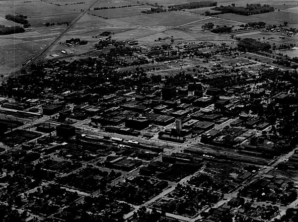 Aerial view of Grand Island, 1925