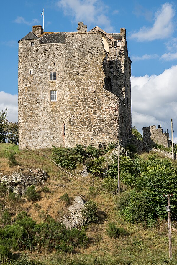 Neidpath Castle